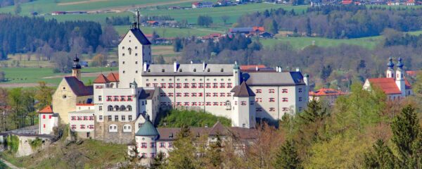 Schloss Hohenaschau und Prientalmuseum Prien am Chiemsee