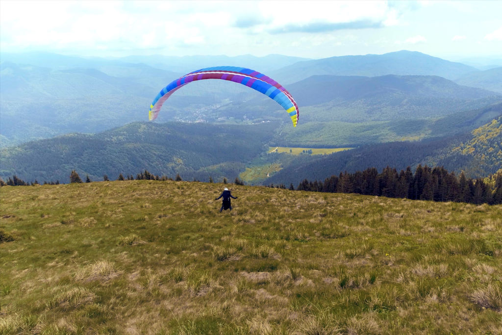 AOE-Gleitschirmflieger-teaser